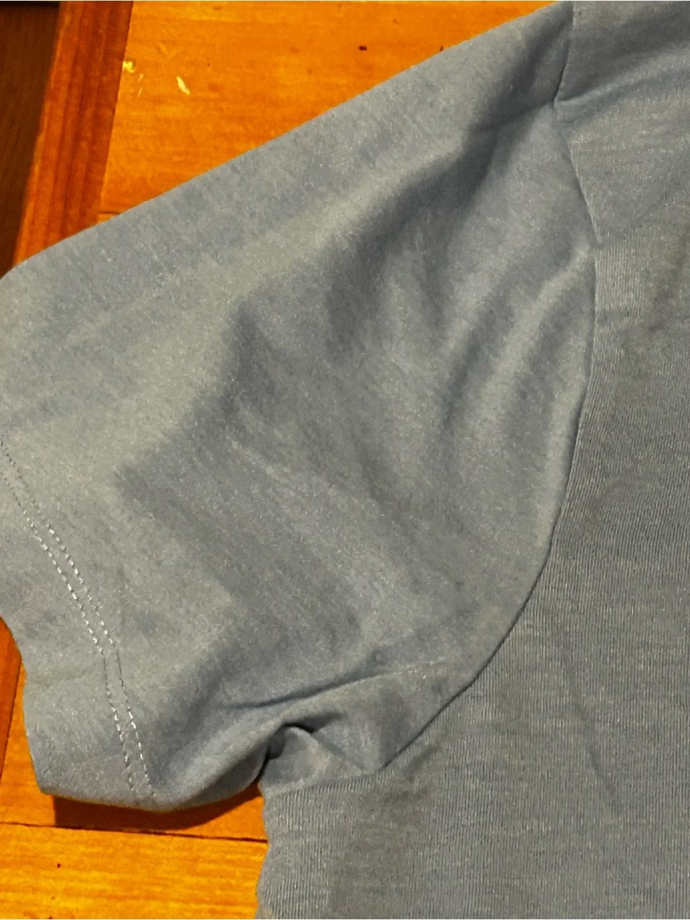 NWOT Men’s J.Crew T-shirt Top. Slim XL. Soft Cotton Poly, Blue-Gray short Sleeve